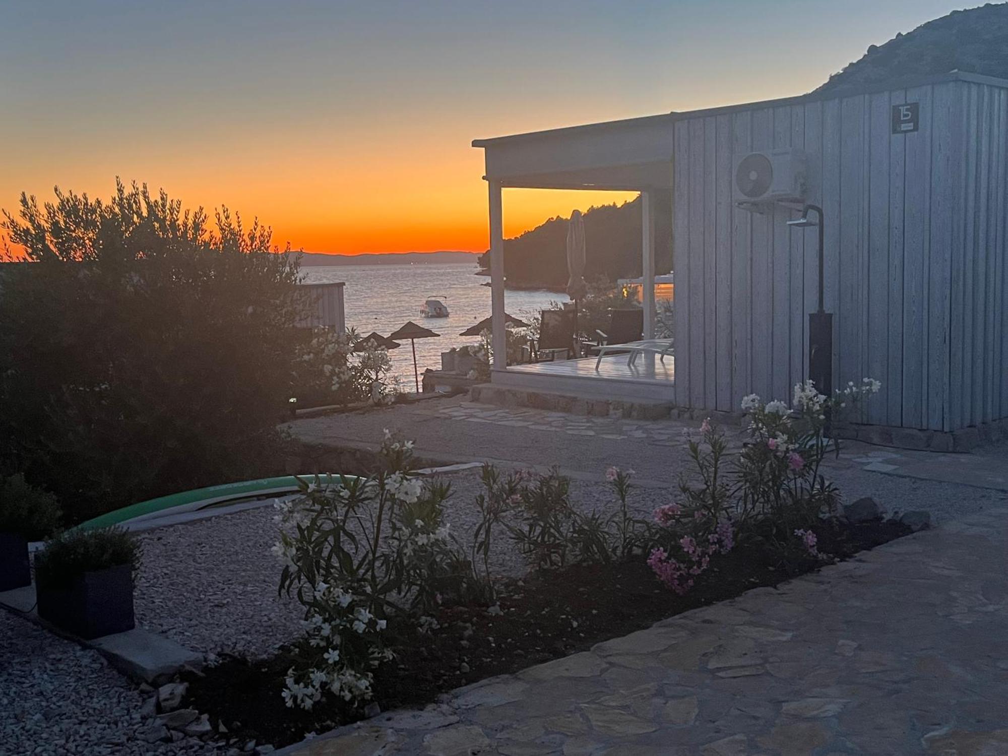 Buqez Eco Resort ドラゲ エクステリア 写真